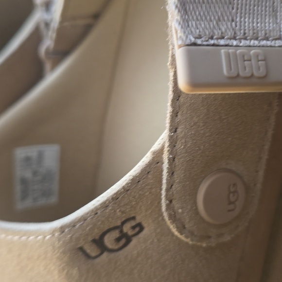UGG Goldenstar Sand Suede Clogs, Sz 12 - Picture 7 of 9